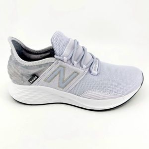 New Balance Fresh Foam ROAV Women’s Running Sneakers Lavender Size 10